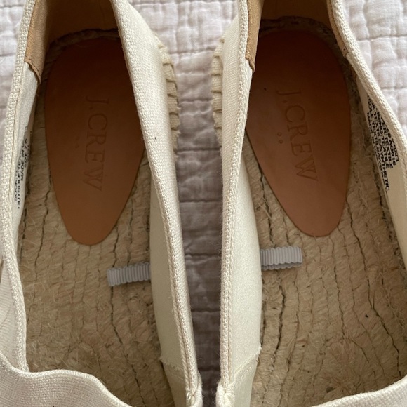 J. Crew Women's Black and Cream Faux Leather Toe Canvas Espadrilles Size 7.5 - Picture 4 of 6